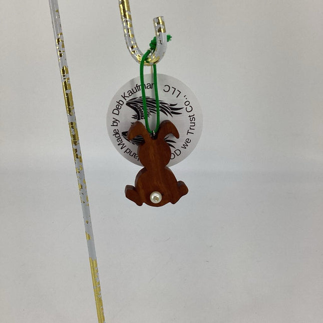 EASTER BUNNY W BEAD TAIL