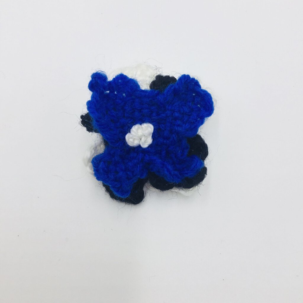 Bloomie Pin