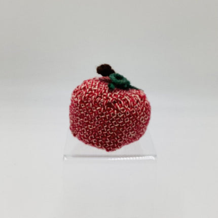 Happie Apple Shelf Sitter