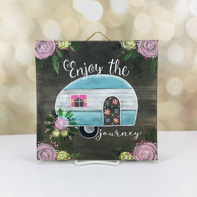 AQUA CAMPER door hanger