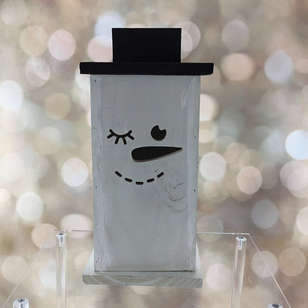 SNOWMAN LANTERN WINK EYE