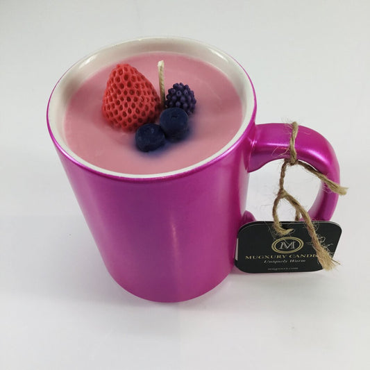 BERRIES AND CREAM - Mug Candle - 100% Soy Wax