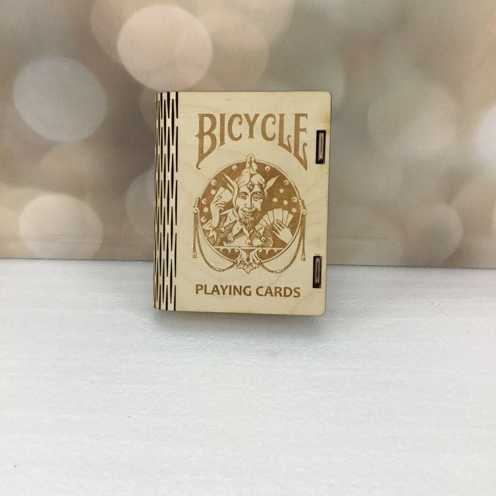 PLAYING CARD HOLDER BOX