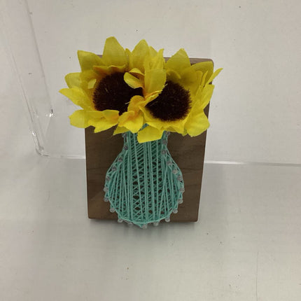 String Art VASE MAGNET