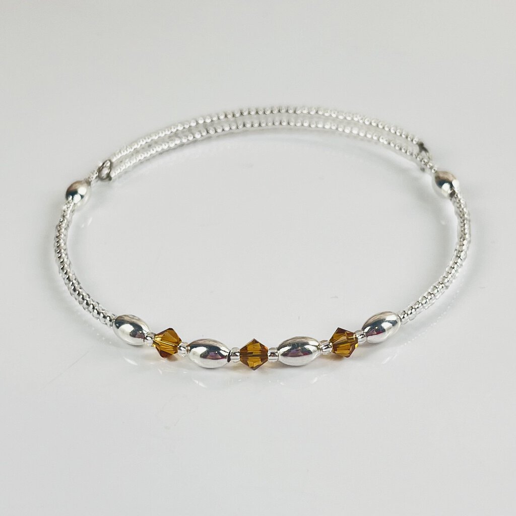 B NOVEMBER BIRTHSTONE MEMORYWIRE BRACELET