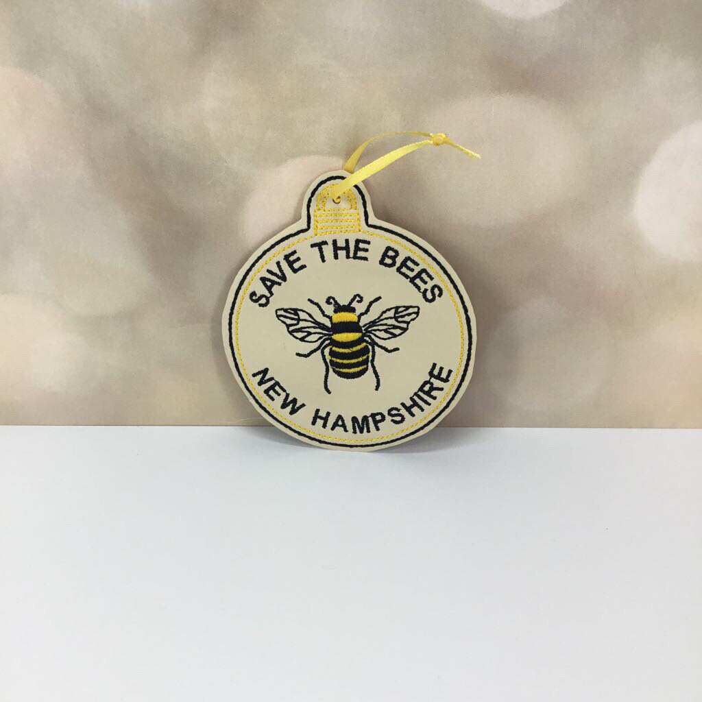 ORNAMENT VINYL SAVE THE BEES NH CIRCLE