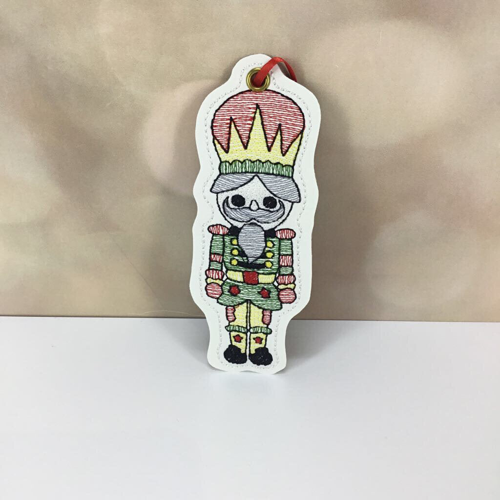 ORNAMENT VINYL NUTCRACKER