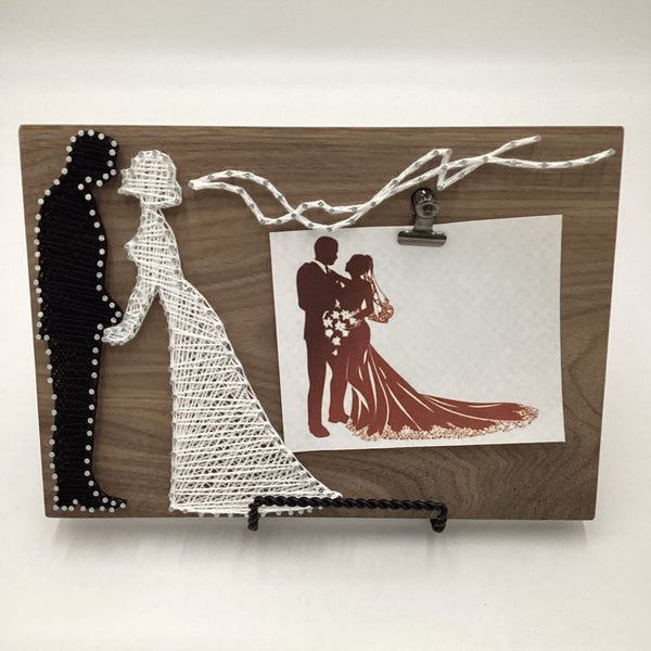 String Art WEDDING PHOTO HOLDER