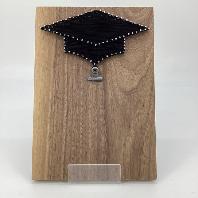 String Art graduation photo holder