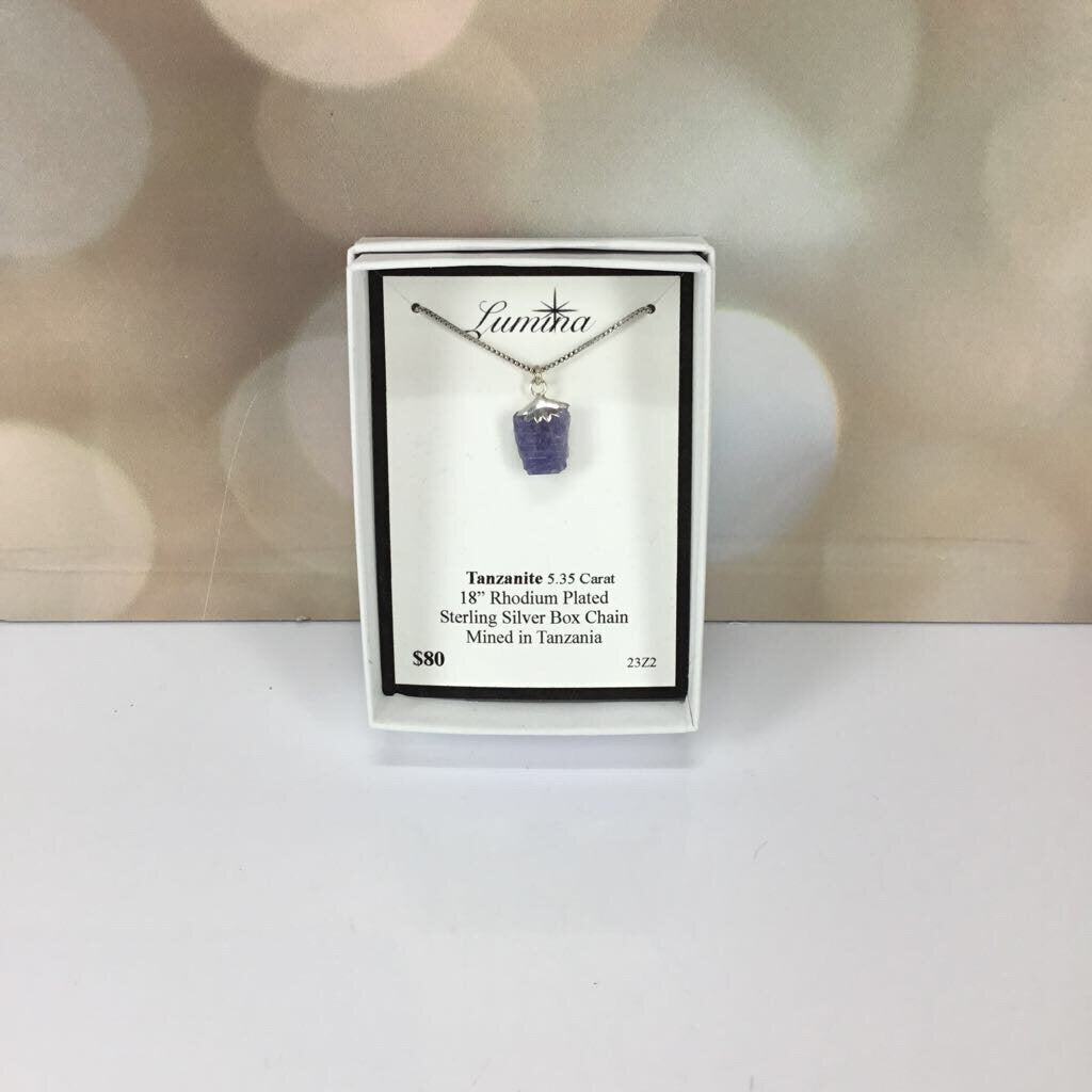 23Z2 - Tanzanite 5.35 Ct 18" Rhodium Plated Sterling Silver Box Chain