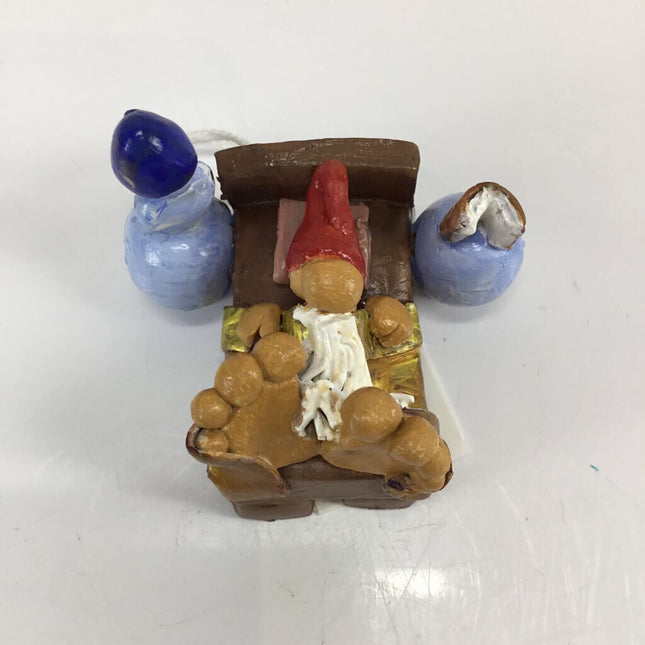 Gnome in bed