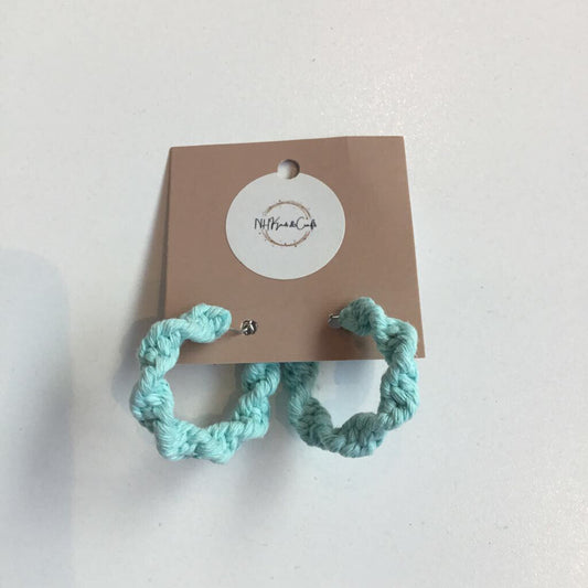 Medium Aqua Hoops