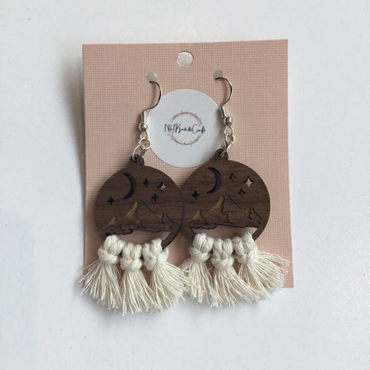 Natural Mountain Moon Circle Earrings