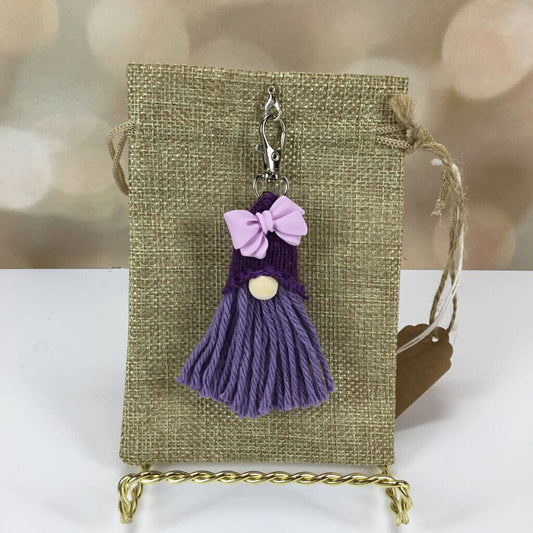 Gift bag with purple gnome clip-on