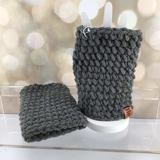 Chunky fingerless gloves