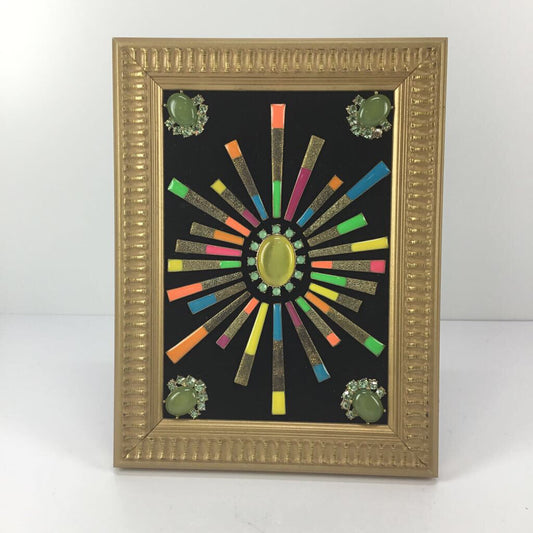 COLORFUL DESIGN ALL VINTAGE JEWELRY & FRAME