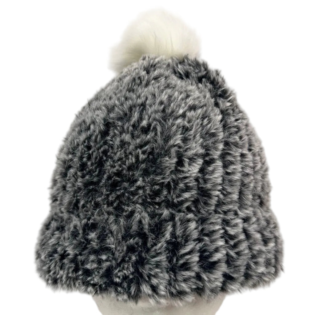 Loom knit Winter hat/beanie - Mink