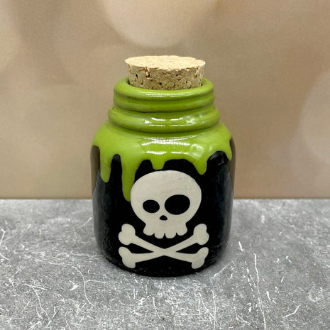 Potion Jar sm green skull