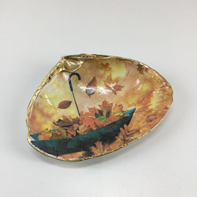 Fall leave/ Umbrella XL Clam ( Pine Point Scarborough ME)