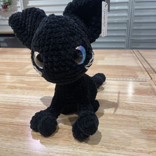 Custom crocheted cat