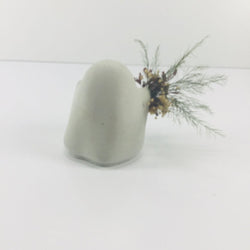 Concrete Ghost with Bouquet - Classic - view 2