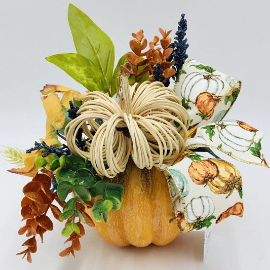 Pumpkin, Orangle w/Florals & Wicker Topper