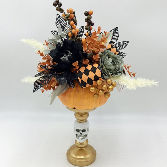 Halloween, Skull Candlestick Centerpiece