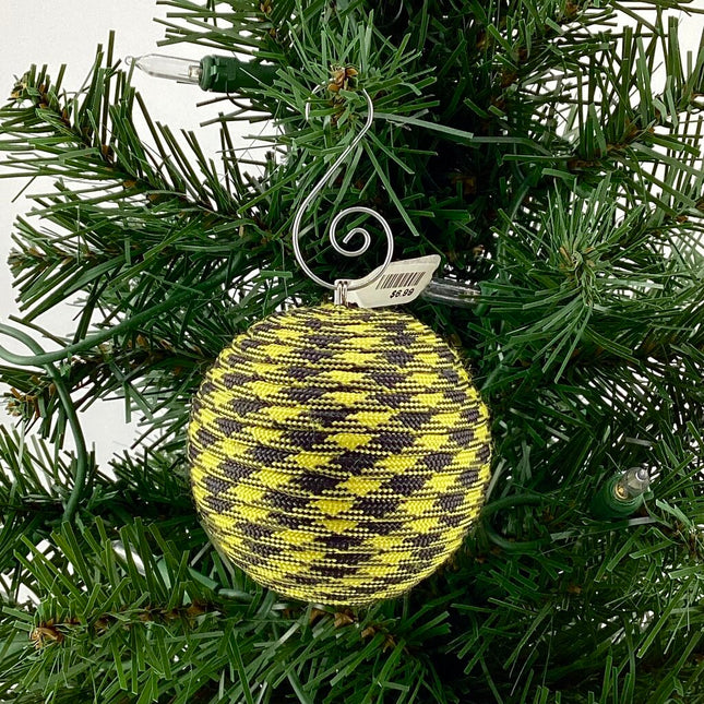 Shatterproof christmas ornament black and yellow paracord