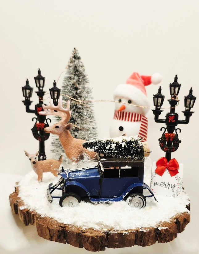 Shelf sitter- 8" wood slice, "Merry" blue truck