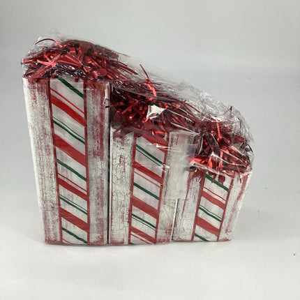 Delete Wood Block Present Decor Set