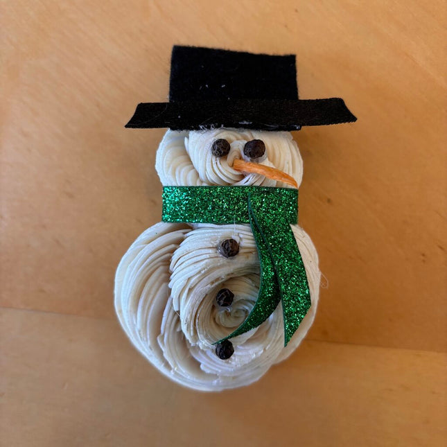 Tiny Snowman Ornament/Magnet with Green Scarf