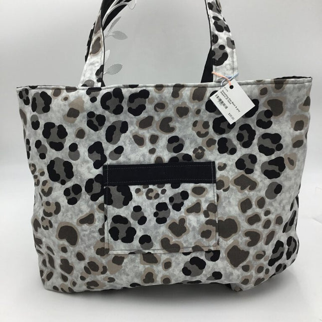 Black & gray leopard w/ black