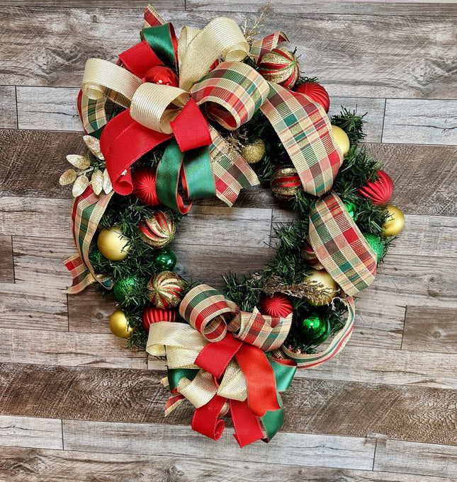 Classic Holiday Ornament Evergreen Wreath