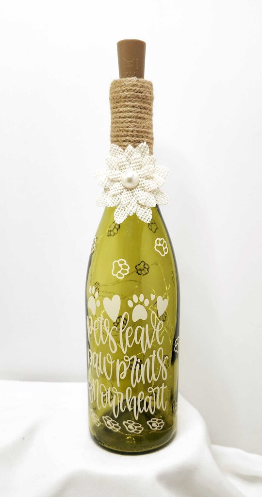 Bottle- Paw prints on our hearts