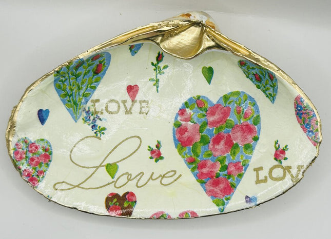 'Love' Flowers Atlanric Surf Clam (Old Orchard, ME)