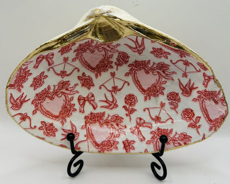 Red Hearts/Cupid Atlantic Surf Clam (old orchard beach, ME)