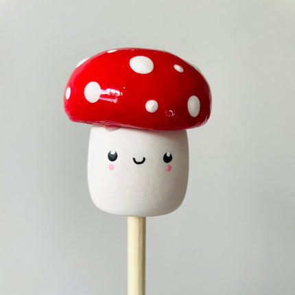 RED MUSHROOM PLANT PAL