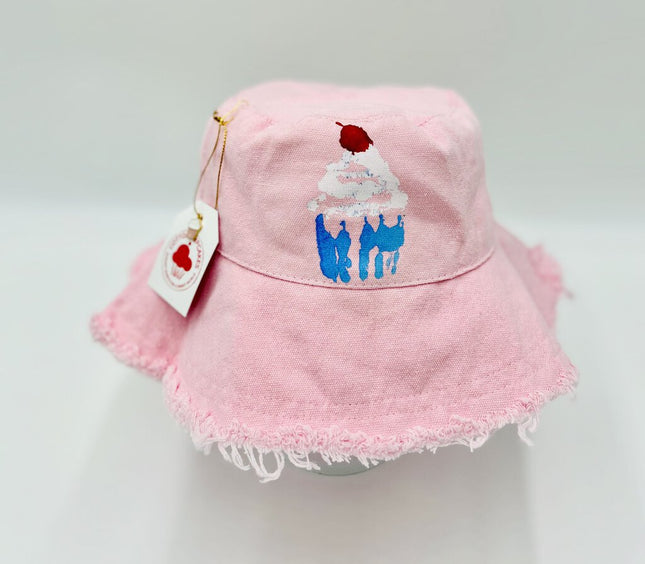Creamy Vanilla Elderberry Cupcake Canvas Hat