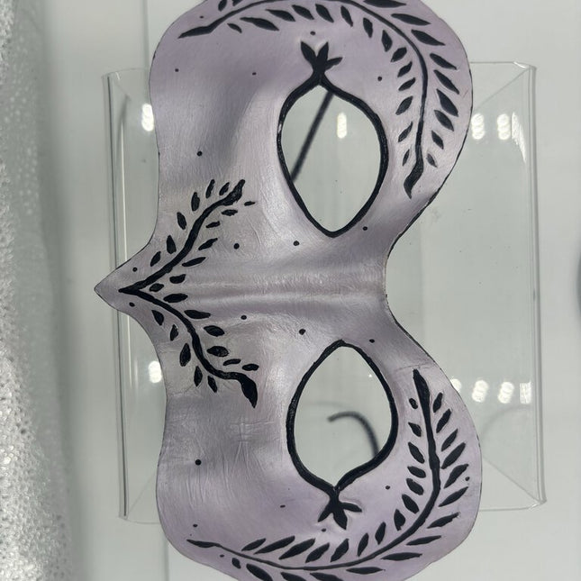 LILAC VINES EYEMASK - leather mask
