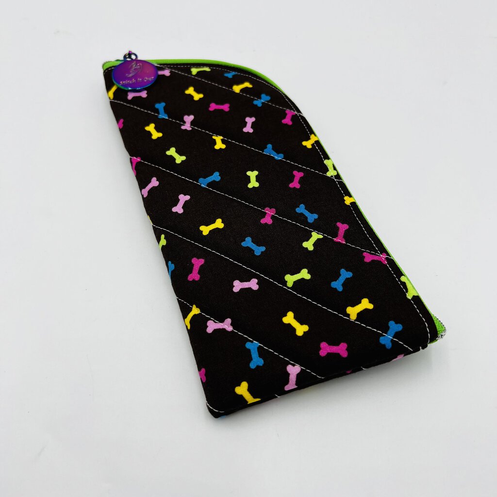Eyeglass Case - Newton