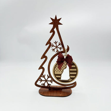 Wood Tree with New Hampshire Ornament