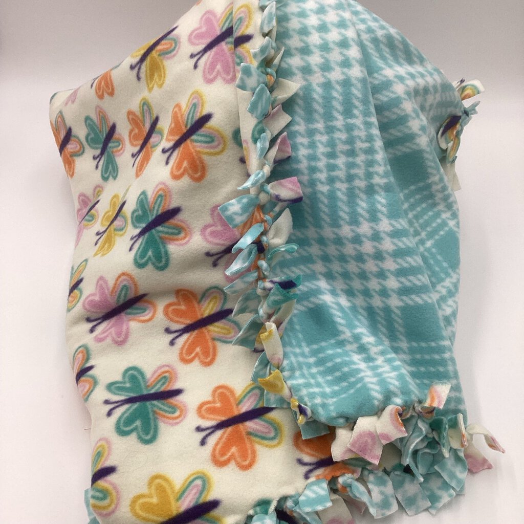 Reversible Fleece blanket pastel butterfly