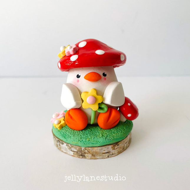 MUSHROOM DUCK DESK BUDDY