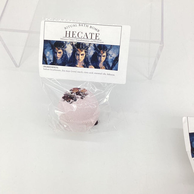 Hecate bath bomb Small