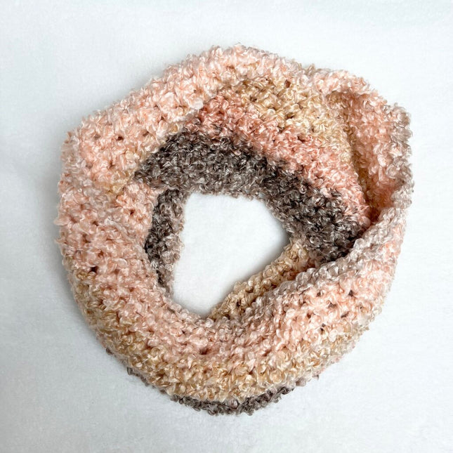 Chunky Infinity Scarf - Coral Shades