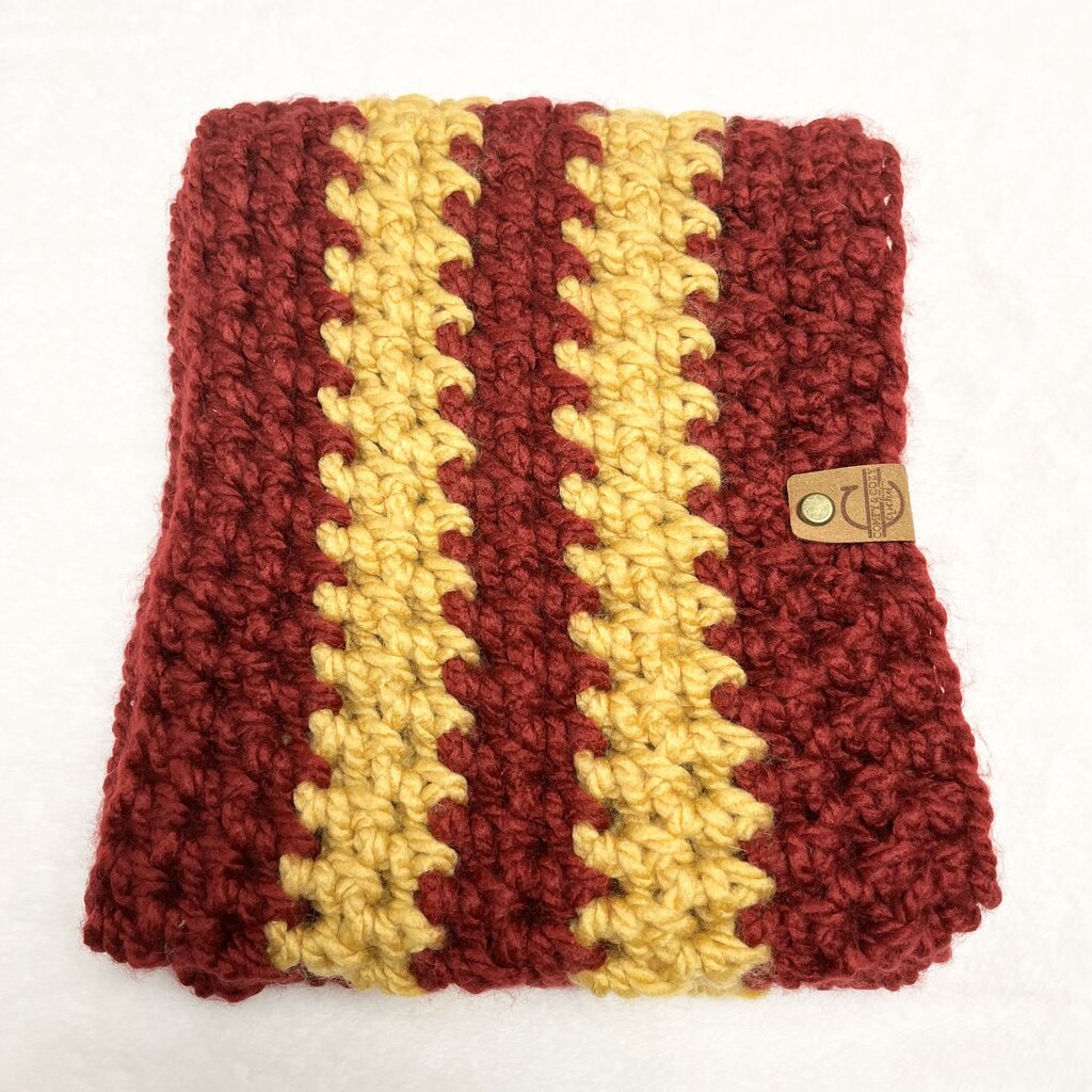 Chunky Infinity Scarf - Red & Gold
