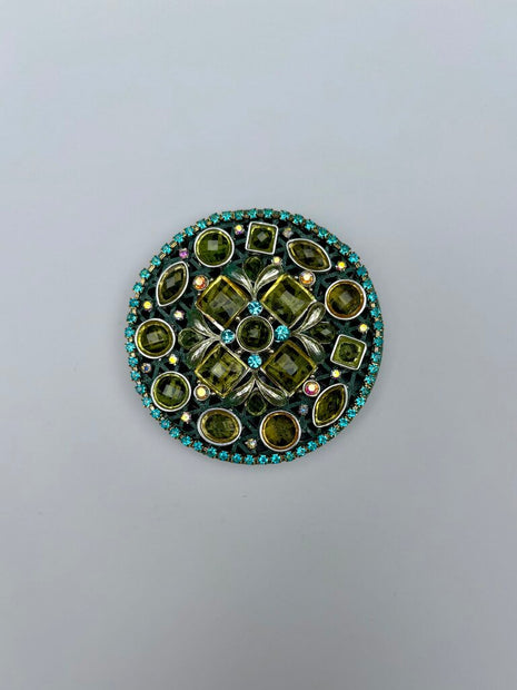 3 X 3 GREEN MAGNET w/center piece, light green pieces& silver, aqua rhinestone edge