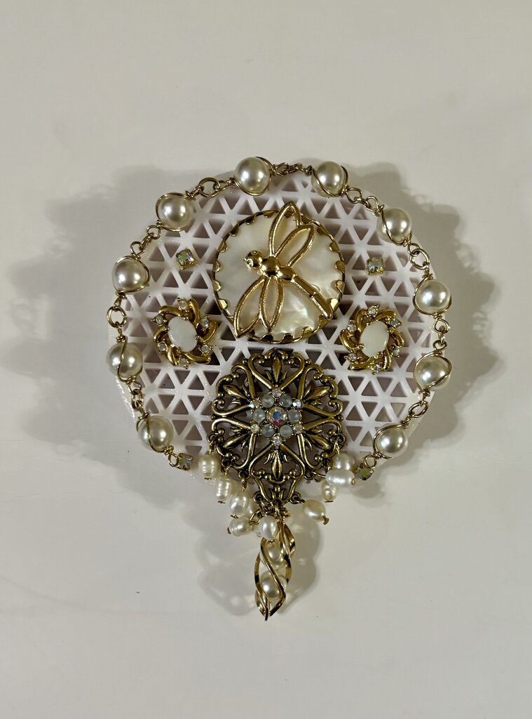3 X 3 GRAY MAGNET w/ silver & pink rhinestone BUTTERFLY