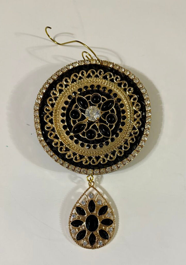 3 X 3 BLACK MAGNET w/lg gold & black brooch w/rhinestones