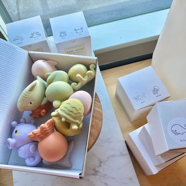 Kids Soap with Wheat Straw Bath Toy - Dolphin